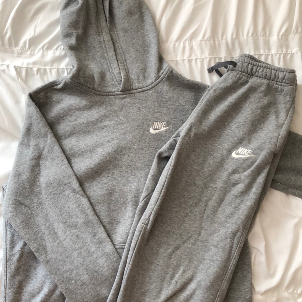Boys Nike Sweatshirt Set